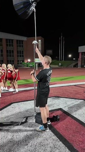 Cheer! Anything for the shot! #cheerleading #cheerstunts