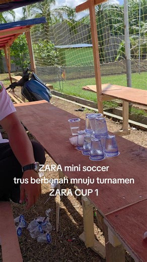 harahap parholong (@harahap.parholong12)’s videos with Ikhlas di Akhir Tahun - Emily Jones