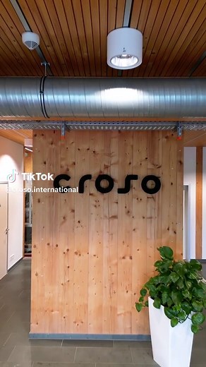 Willkommen bei Croso International GmbH #ganzglasgeländer #pfosten #handläufe #led #zargen #trennwand #trennwandsysteme #zubehör #produkution #gmbh #international #croso #firma #germany #german #quality