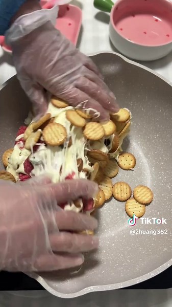 Delicious Snowflake Crisps Recipe Tutorial