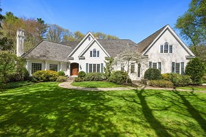 1 Old Farm Rd, Wellesley, MA 02481 - MLS 73371325 - Coldwell Banker