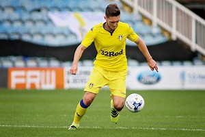 Leeds United fans react to tweet from loanee mother calling them "horrid" News: The72 - Football League News