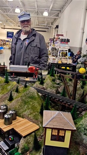 O Scale Santa Fe Candy Train