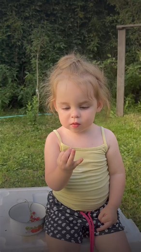 45K views · 1K reactions | So cute #middlefinger #middlefingersup | Middle Finger | Facebook