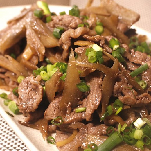 お手軽常備菜！牛とごぼうのしぐれ煮 作り方・レシピ | クラシル