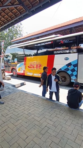 Akas II using Hino RK 280