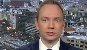 22K views · 125 reactions | Former Trump aide Cliff Sims predicts President Trump will address unity but also play to his base during tonight's State of the Union address. “I think there are kind of divided impulses, and so I think he’s going to try to thread the needle between those two tonight. We’ll see if he’s able to be successful. To his credit, I think the past couple of years, in these moments, he’s risen to the occasion." https://cnn.it/2HRHZTH | CNN Replay | Facebook
