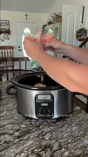 🍍🥢 Hawaiian-Style Crockpot Pork 🥢🍍