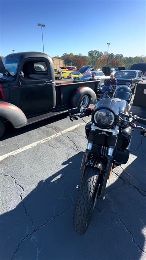 Motocycles and Car Show Highlights at Rob's Speed Shop