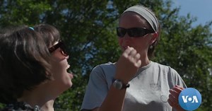 Paralyzed Artist Creates Art With No Boundaries