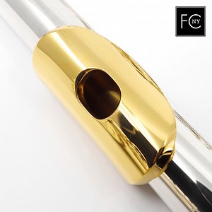 Yamaha Professional Flute Model 577 - New