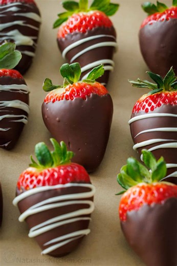 Your guide to making the BEST Chocolate Covered Strawberries. 🍓 (Recipe in Comments) | NatashasKitchen.com