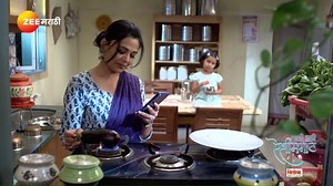 469K views · 10K reactions | नेहाशी चॅट करताना यशला भानच उरत नाही....