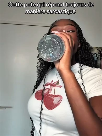 Mentionnez votre amie en commentaire !