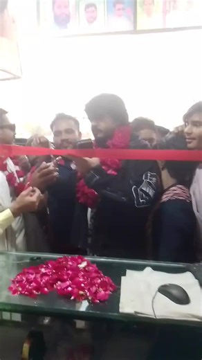 Qammar Hussain Mobile Man in Nankana Shahkot