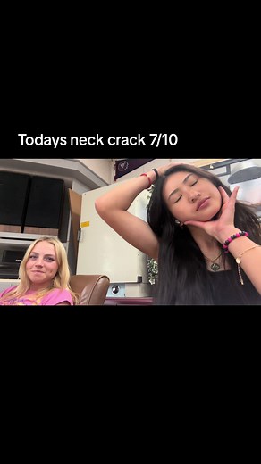 Neck Cracking Challenge: Amazing Neck Sounds Unveiled
