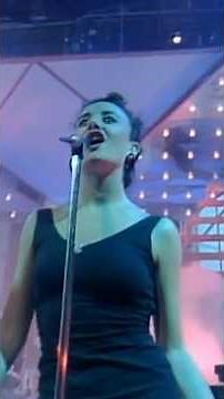 Deacon Blue sing their exciting song Chocolate Girl in 1988 pt3