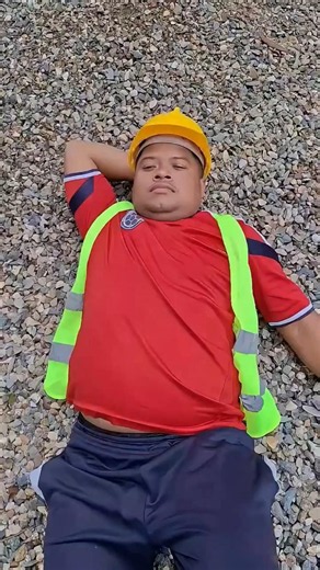 aquí Se vino a trabajar #humor #comedia #viralvideo