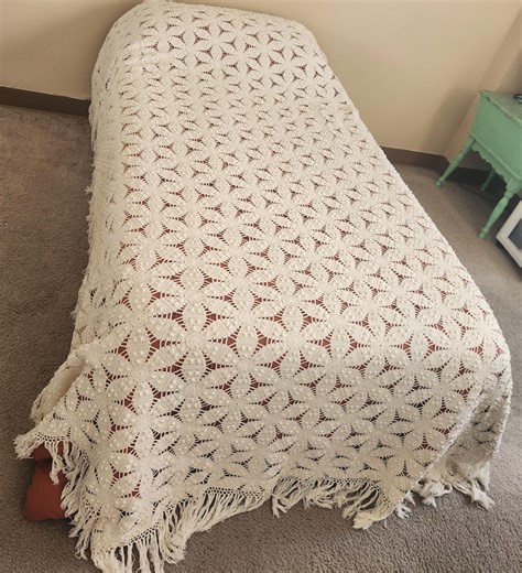 Vintage Crochet Bedspread - Etsy