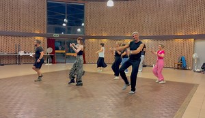 Big Red Balloon 🎈 Brand New dance by Rachael McEnany White 😊 48C 4W Improver level ! Colin Ghys Line Dance Choreography | Colin Ghys Line Dance Choreography