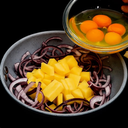 Kartoffeln und Eier! Besser als Pizza. Schnelles Frühstücksrezept mit Kartoffeln und Eiern. | Leckere Küche