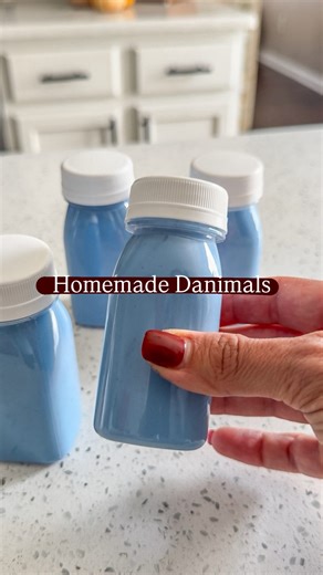 Marissa | Mom life made simple! on Instagram: "Comment DRINK for the full recipe! How fun are these! Homemade danimals or drinkable yogurts as we call them. No need to buy store bought when you make your own and fill them with all kinds of good ingredients! My kids loved the blue version! #drinkableyogurts #yogurt #smoothie #spirulina #tasty #toddler #toddlermomlife"