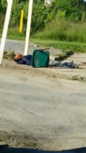 auxilio para eso toman #compi #humor #memesvideo #thewalkingdead