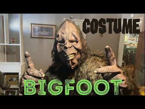 Bigfoot Costume Unboxing and Review