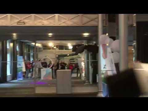 Démonstration Minidrone Parrot Swing