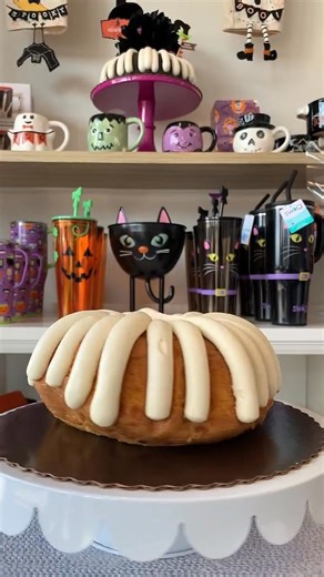🎃👻 No tricks, just the sweetest treat! Add some festive decorations to your Bundt Cake for your Halloween table and watch it disappear faster than candy 🧡🖤 #NothingBundtCakes #HalloweenTreats #BundtLife | Nothing Bundt Cakes