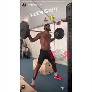 LeBron squat workout this morning