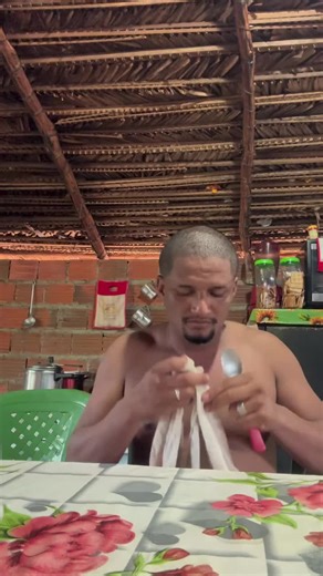 Os vídeos de SILVA-ANDERSON (@silva_anderson) com som original - SILVA-ANDERSON