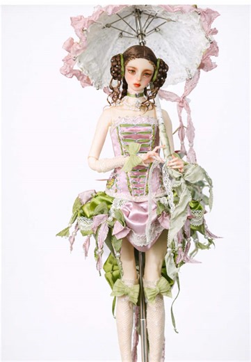 Barbie wedding dress fitting process . . . . . #barbiemakeover #barbiegirl #barbiemakeup #barbie #handmade #foryoupage #fyp #barbietiktok #barbieworld #cos #DIY