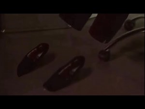 Invisible man s2 ep 11 (2001) invisible feet