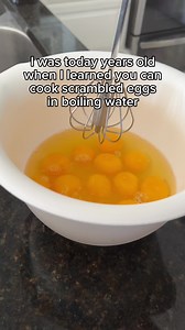 26M views · 75K reactions | No oil/butter scrambled eggs! #cookinghacks #cookinghack #cookingtips #scrambledeggs #viralvideo | Live Composed | Facebook