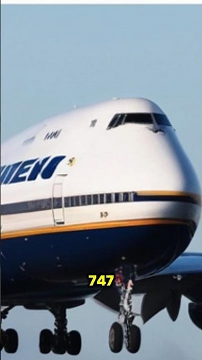 Why Pilots Love the Boeing 747: A Landing Like No Other! ✈️🛬 |#boeing747 #aviationgeek #pilotlife