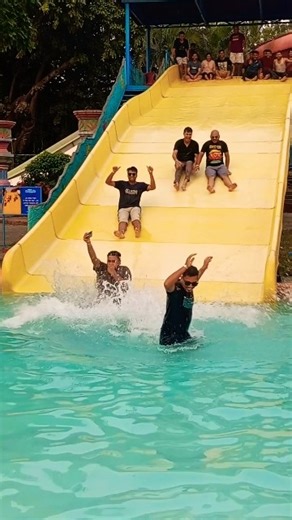 Water park wave enjoy #shortvideo #youtubeshorts #trending #viral ‪@RuhanEsha‬