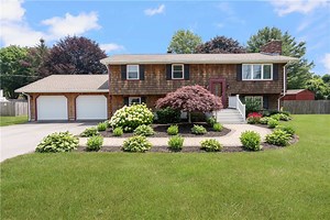 20 Grain Terrace, Portsmouth, RI 02879 - MLS 1388594 - Coldwell Banker