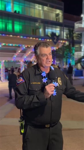 San Diego Fire-Rescue firefighters, lifeguards and one of our helicopter crews recently came together to Light the Way at Rady Children’s Hospital -- one of our favorite holiday traditions rooted in one simple purpose: bringing comfort, hope and joy to children and their loved ones spending the holidays in the hospital. For families facing long days and difficult moments, we hope this small gesture reminds them that they’re not alone and that their first responder family is always thinking of th