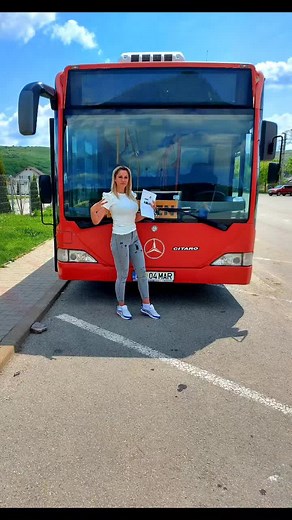 Exploring the OMAZ Bus Experience