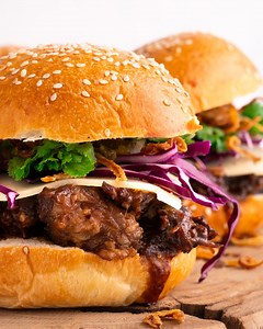 14K views · 1.3K reactions | The stickiest, juiciest and most tender beef short rib burger ever – just watch! | Marion Cooks Asian Food Classics | Facebook