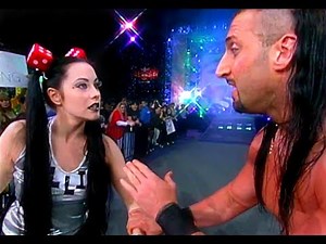 (720pHD): WCW Nitro 01/15/01 - Crowbar (w/Daffney) vs. Chavo Guerrero