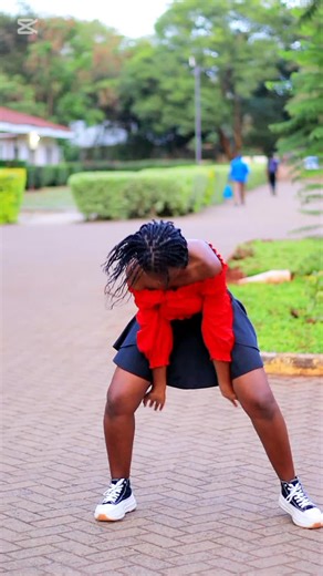 it's furahidayyyy na ni holiday 🤭 mnanitaka wapi Jamani 😌 sherehe 🤗😂 btwn hii ni ya mwisho 😂 #God #missnjira #fypシ゚ #viral_video #shotbydirectormike1