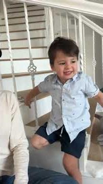 Karolina Protsenko (15 yrs) - 2-year-old Nicky singing 'Feliz Navidad' with Mom (Dec 17, 2023)