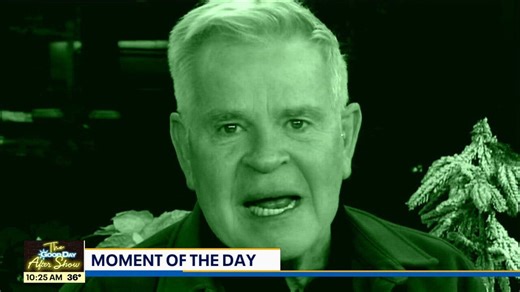 Moment of the day: Underneath the mistletoe
