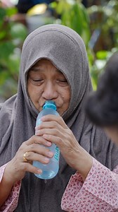 477K views · 7.2K reactions | Ingat senang ke nak berlakon dengan legend..Habis semua kena dengan ibu 藍 . . . Fattah Amin belanja kambing perap Https://linktr.ee/pakmatwesternkulaii | PAK MAT Western - KULAI JOHOR | Facebook