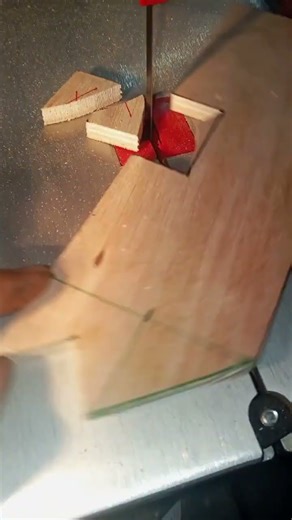 Using a Band Saw for Precision Notches in Wood #wooddesigner #carpenter
