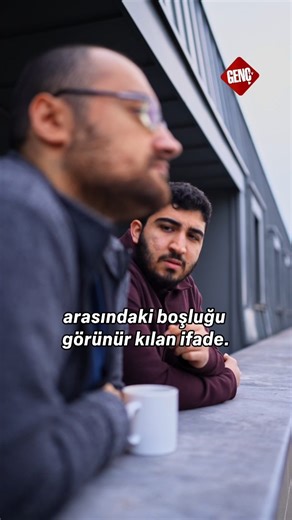 Genç TV on Instagram: "TDK, 2025 yılının kelimesini seçiyor. 🗳️ Sunulan 5 aday şunlar: *Dijital Vicdan* *Vicdani Körlük* *Çorak *Eylemsiz Merhamet* *Tek Tipleşme* Peki, senin seçimin hangisi? 2025’i sence en iyi hangi kelime anlatıyor? 👇 #2025 #TDK #yılınkelimesi #gündem #GençTV"