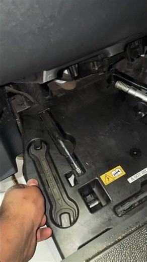 Pollen filter or Cabin Filter || Location on Mercedes sprinter van