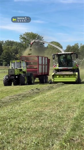 Exploring the MB Trac Mercedes-Benz Nebelmaschine Performance